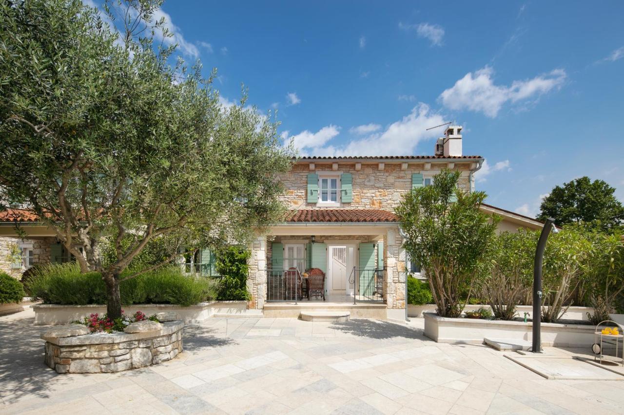 Residence Pietre D'Istria - With Private Service Burići Zewnętrze zdjęcie