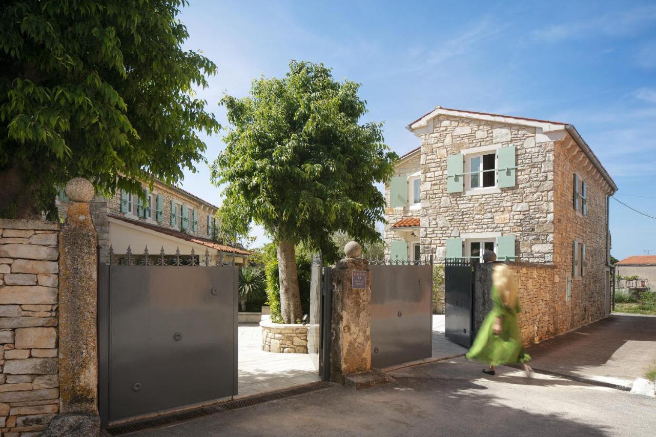 Residence Pietre D'Istria - With Private Service Burići Zewnętrze zdjęcie